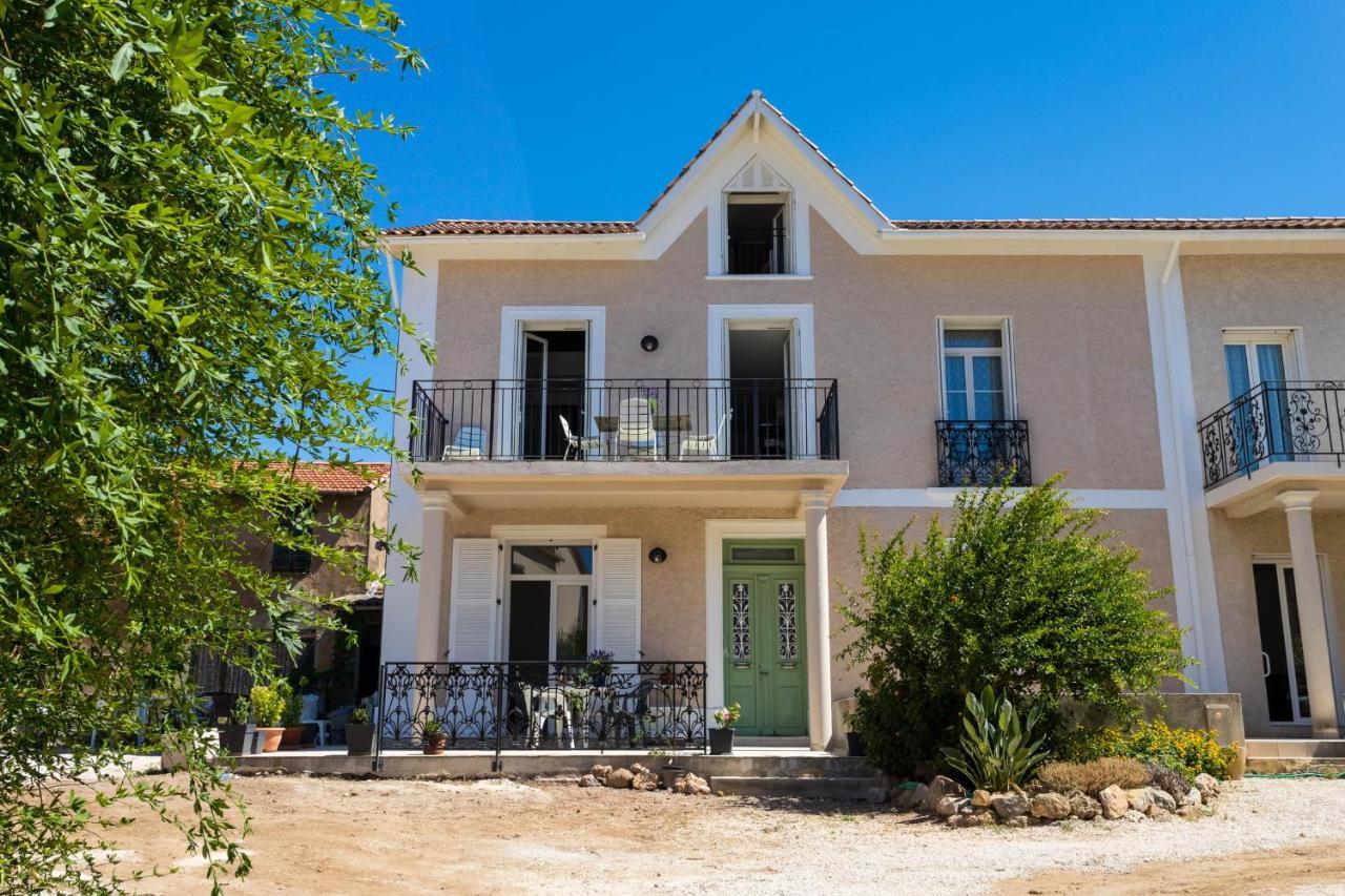 Luxurious 1 Bedroom, Ac, Terrace, Close Beaches - Dodo Et Tartine Carqueiranne Exteriör bild